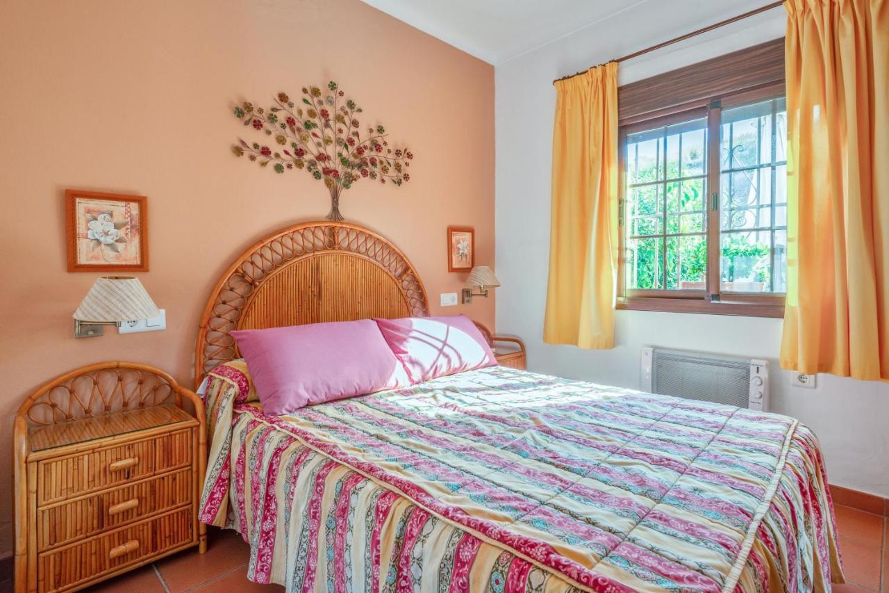 Seaside Retreat: Nerja's Two-bedroom Oasis With Pool And Views Holiday home *